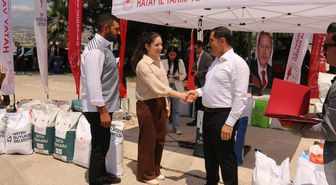 Hatay'da 1387 depremzede çiftçiye tohum desteğinde bulunuldu