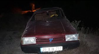 Kontrolden çıkan otomobil dereye düştü: 2 yaralı