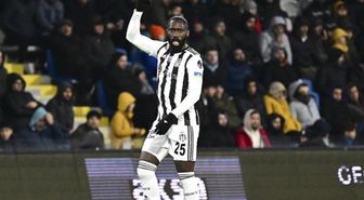 Masuaku hangi takımda oynuyor, Demokratik Kongolu Masuaku Beşiktaş’ta oynadı mı?
