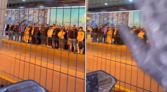 Metrobüs durağında ilginç anlar! Motosikleti durdurup kadın yolculara seslendi