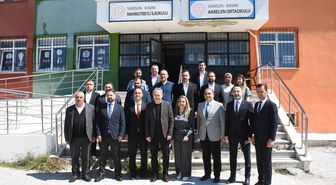 MHP Genel Başkan Yardımcısı Topsakal, Samsun'da ziyaretlerde bulundu