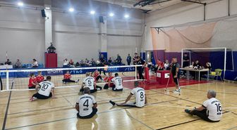Oturarak voleybolda 1. Lig ve Süper Lig terfi müsabakaları Bolu'da devam ediyor