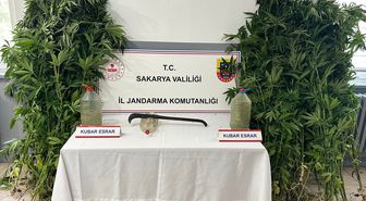Sakarya'da uyuşturucu operasyonunda 3 zanlı tutuklandı