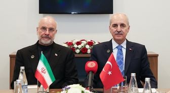 TBMM Başkanı Kurtulmuş, İran Meclis Başkanı Kalibaf ile görüştü