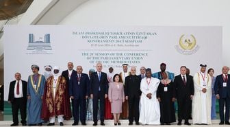 TBMM Başkanı Kurtulmuş, İSİPAB Konferansı'nda aile fotoğrafı çekimine katıldı