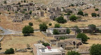 Türkiye’nin hayalet köyüne Avrupa’dan akın akın göç başladı