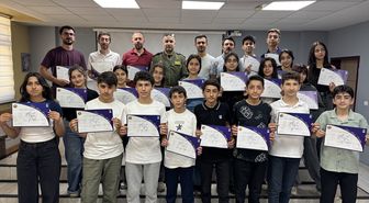 Yüksekova'da model uçak kursu sertifika töreni düzenlendi