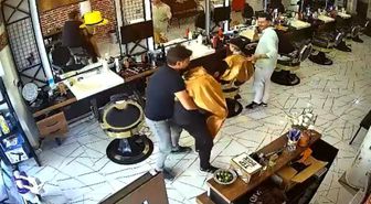Boğazına kaçan erik parçası heimlich manevrasıyla çıkarıldı