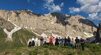 Hakkari'nin doğal güzellikleri doğaseverleri ağırladı