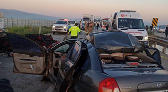 Erzurum'da Kamyonet-Otomobil Çarpışması: 3 Ölü, 3 Yaralı