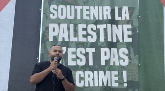 Fransa'da Filistin'e desteği nedeniyle yargılanan siyasetçi Kazib ile dayanışma için eylem düzenlendi