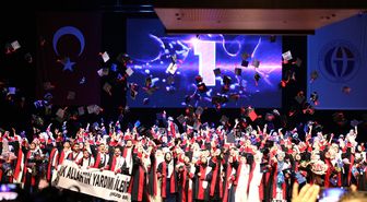GAÜN İlahiyat Fakültesi'nde mezuniyet töreni