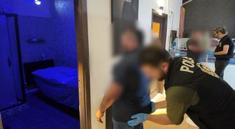 Isparta'da masaj salonlarına fuhuş operasyonunda 2 tutuklama