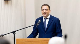 İzmir'de Seferihisar ve Balçova Belediye başkanları gözaltına alındı