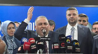 Keçiören Belediye Başkanı Mesut Özarslan AK Parti'ye Katıldı: 'Halka Hizmet Belediyeciliği Tek Felsefemiz'