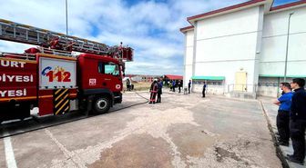 Bayburt Açık Ceza İnfaz Kurumunda yangın tatbikatı yapıldı
