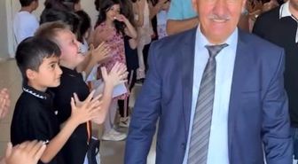 Bir nesli yetiştiren öğretmene anlamlı veda