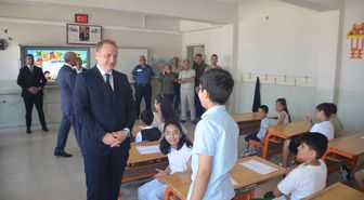 Bulanık'ta öğrenciler karne heyecanı yaşadı