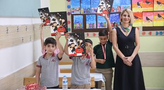 6 ilde 680 bin öğrenci karne heyecanı yaşadı