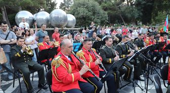 MSB Armoni Mızıkası Bakü'de ortak konser verdi