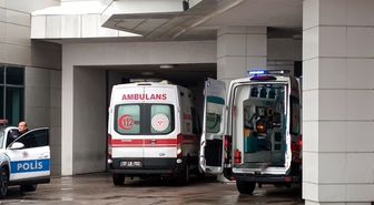 Karne günü parkta bıçaklı kavga: 16 yaşındaki öğrenci ağır yaralandı