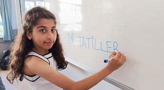 Samsun ve çevre illerde öğrenciler karnelerini aldı