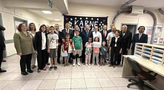 Vali Yılmaz, hastanede tedavi gören öğrencilerin karne heyecanına ortak oldu