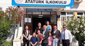 Yatağan'daki okullarda karne heyecanı yaşandı