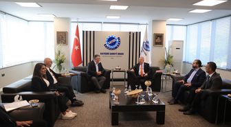 Özdağ Kayseri'de esnaf, sanayi ve şehitlik ziyareti yaptı
