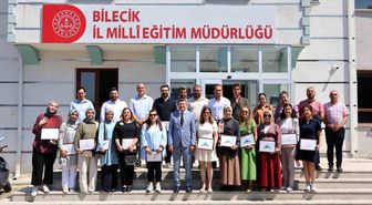 Bilecik'te Harezmi öğretmenlerine sertifika verildi