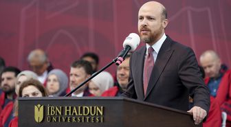 İbn Haldun Üniversitesi 8. Mezuniyet Töreni