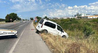 Kaza sonrası yol tek şeride düştü, geciken çalışma trafiği kilitledi