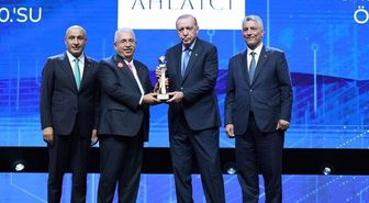 Kuyumculuk Sektörü İhracat Şampiyonu Ahlatcı, Ödülünü Cumhurbaşkanı Erdoğan’ın elinden aldı