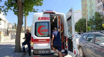 Motosikletin devrildiği kazada sürücü yaralandı