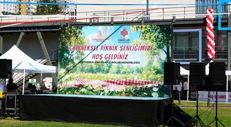 Vakıflar Genel Müdürlüğü, 100 öğrenci ve ailelerine özel geleneksel piknik programı düzenledi