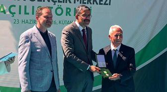 Yeşilay Onursal Başkanı Nuri Çetin: 'Gençliğe yapılan yatırım geleceğe yapılan yatırımdır'