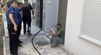 Annesiyle tartışıp kendisini kilitlediği odayı ateşe verdi, kapı kırılarak kurtarıldı