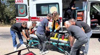 Çanakkale'de motorlu bisiklet ile otomobil çarpıştı; 1 kişi yaralandı