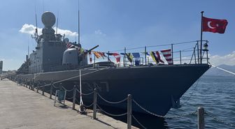Kocaeli'de TCG Fırtına hücumbotu ziyarete açıldı