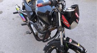 Plakasız motosikletle yola çıkan ehliyetsiz sürücüye 105 bin lira ceza