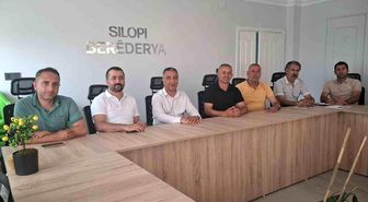 Sağlık-Sen'den Silopi'de sağlık zirvesi: 'Sağlıkta istikrar ve yerel yönetim şart'