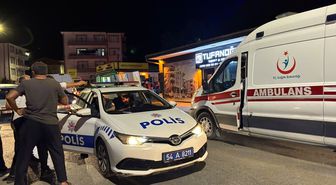 Kaynarca'da motosiklet-otomobil çarpıştı: 1 yaralı