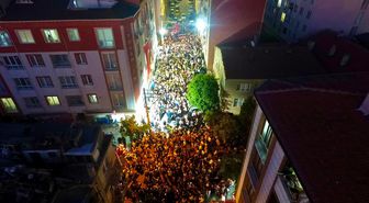 Tekirdağ'da şalvar gecesine yoğun ilgi; katılımcılar sokağa sığmadı