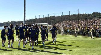 Topuk Yaylası'nda sarı-lacivert coşku: Fenerbahçe'yi 20 bin taraftar yalnız bırakmadı