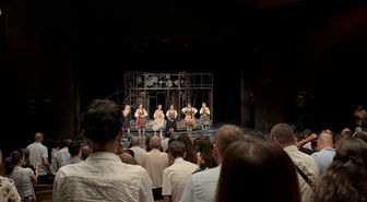 İstanbul Devlet Tiyatrosu, 'Lysistrata' oyunuyla Bulgaristan'da sahne aldı