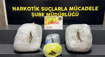 İzmir'de 15 kilogram uyuşturucu ele geçirildi, 3 şüpheli tutuklandı