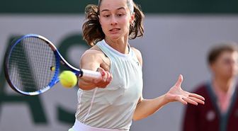 Zeynep Sönmez, Wimbledon'da ikinci tura yükseldi