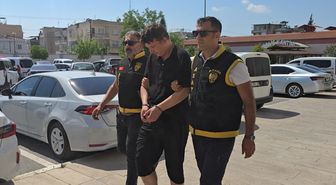 Adana'da 33 yıl 10 ay hapis cezasıyla aranan hükümlü çarşıda gezerken yakalandı
