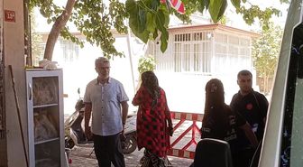 Altyapı çalışmaları sırasında kopan elektrik telleri evlerdeki cihazlara hasar verdi