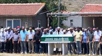 Eskişehir'de 5 kişiyi bıçaklayan Arda Küçükyetim'in cenazesi defnedildi